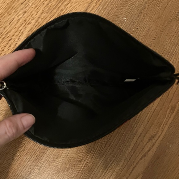 Red floral makeup bag - Picture 2 of 2